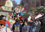 Gut besuchter Warenmarkt